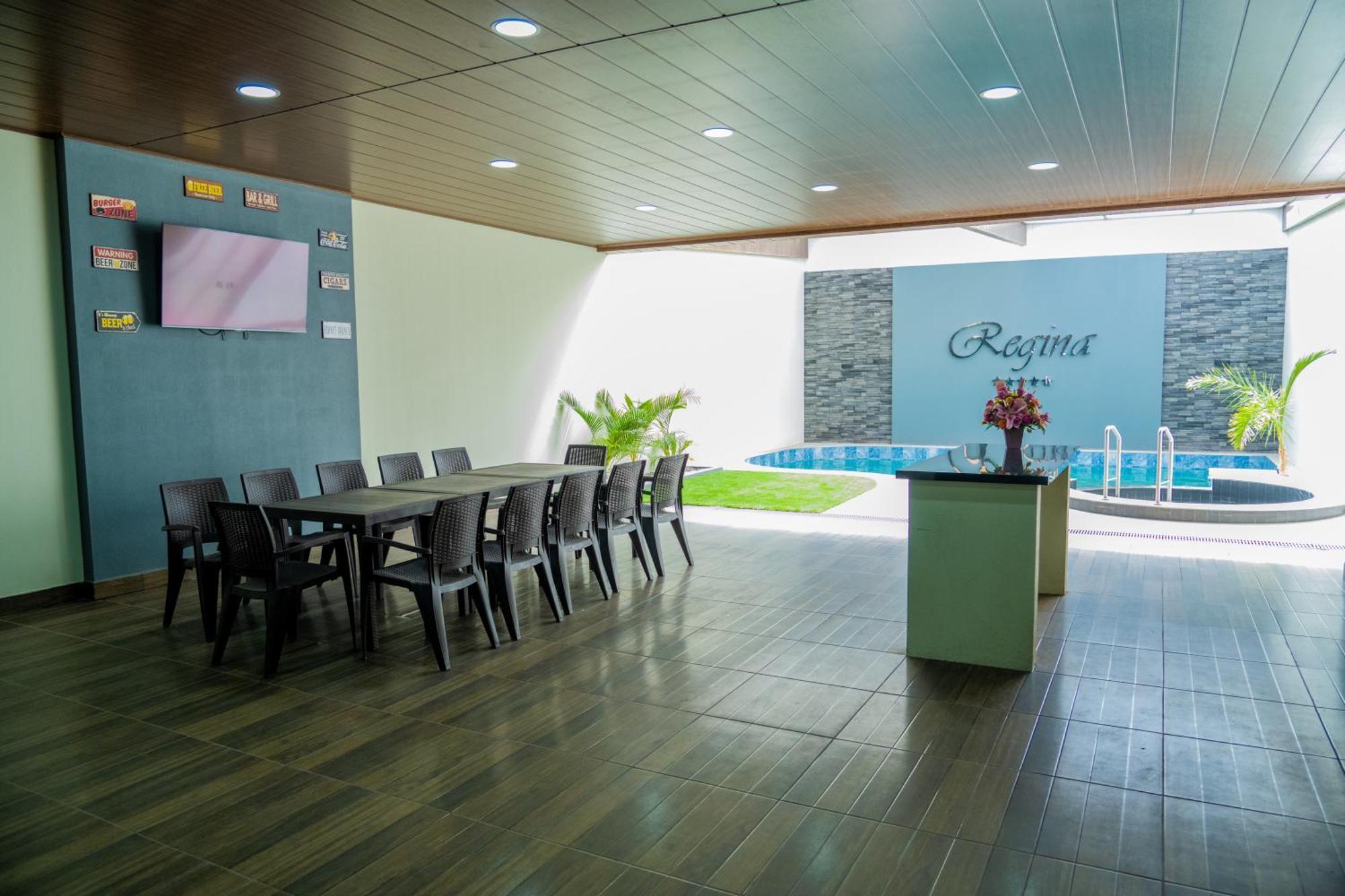 Hotel Regina Resort & Convenciones Cochabamba Exteriör bild
