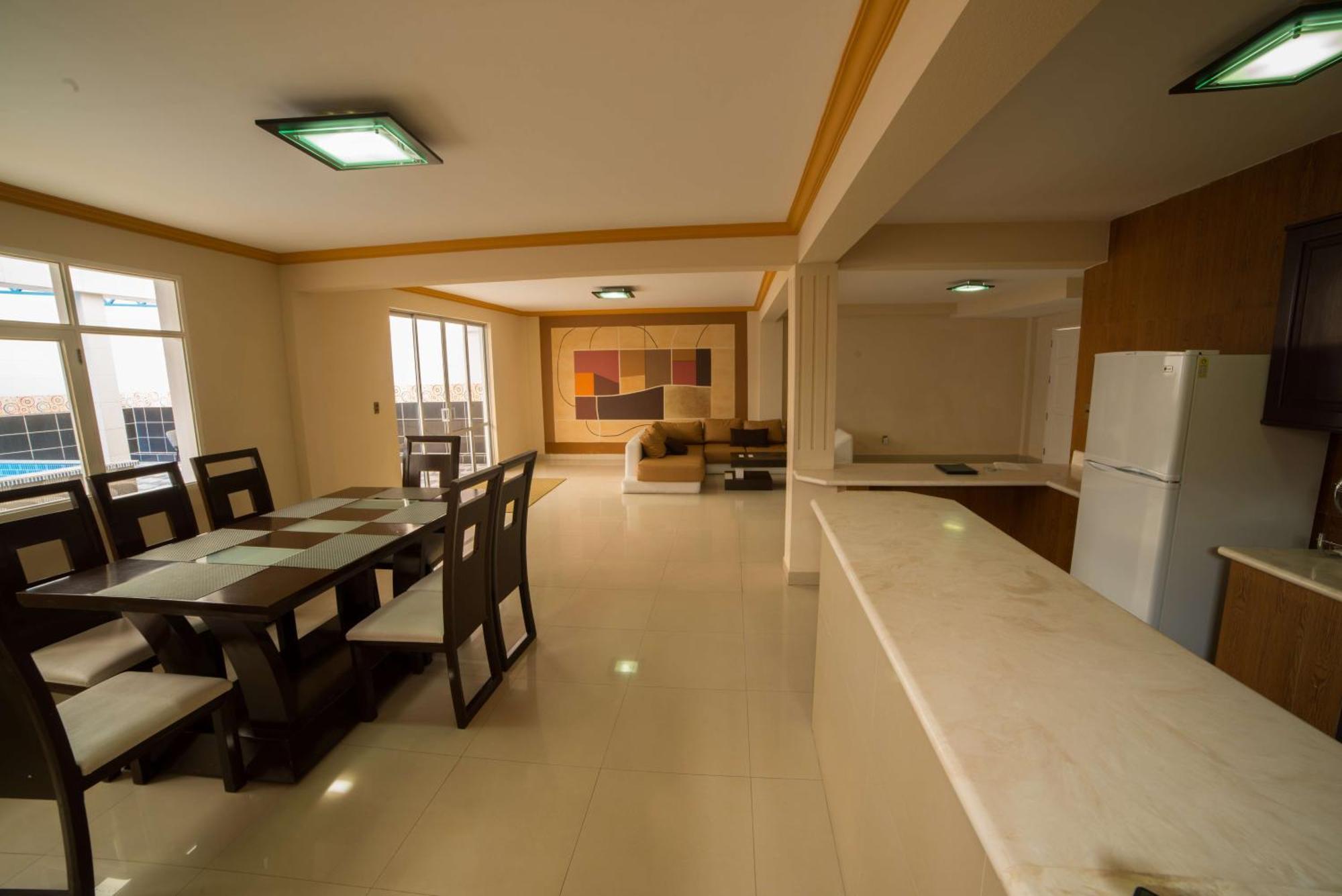 Hotel Regina Resort & Convenciones Cochabamba Rum bild